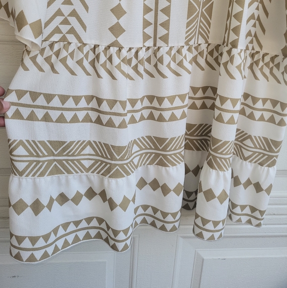 Silk and Salt - Picture 6 of 14